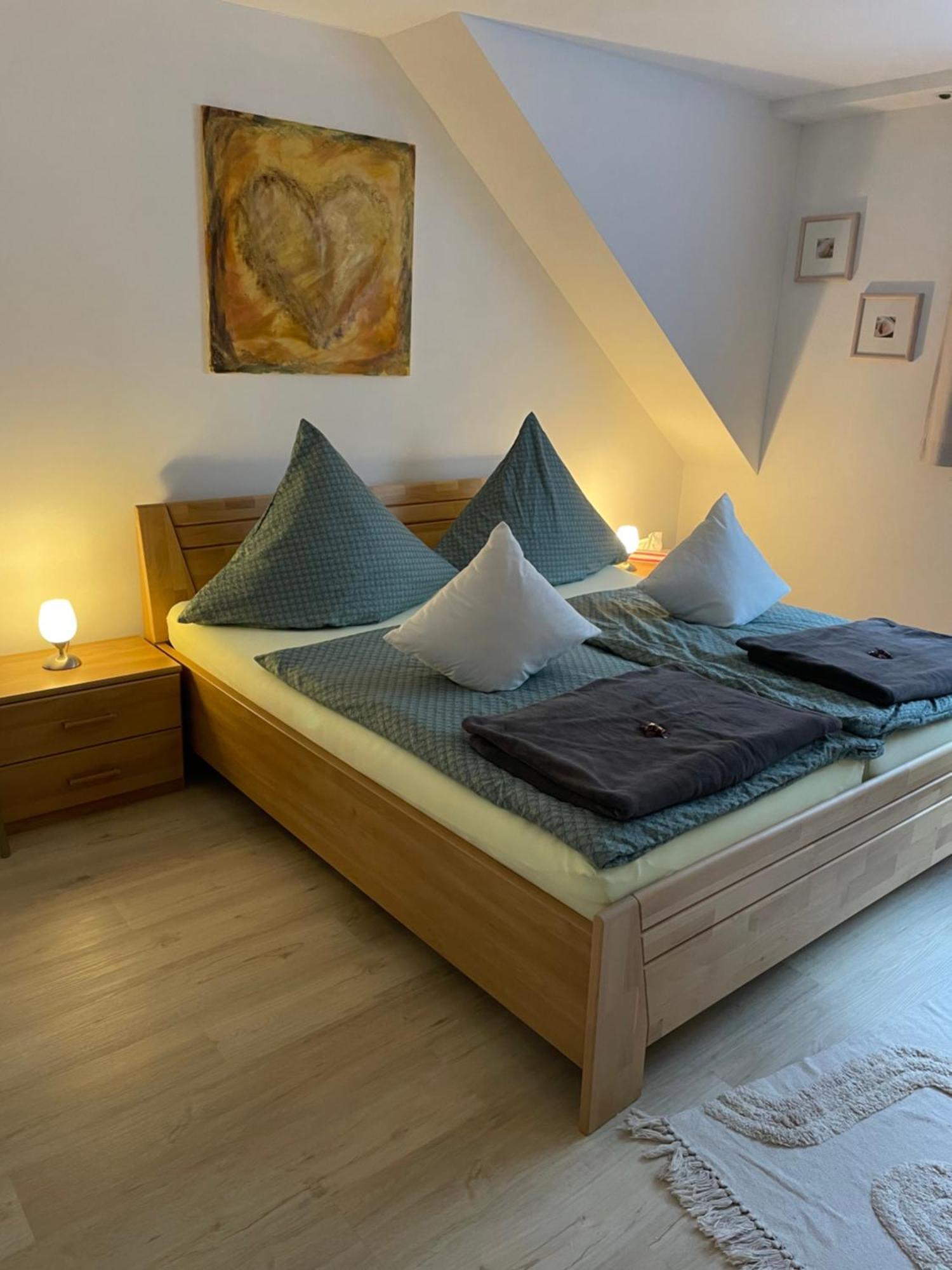 Deni'S Ferienwohnungen Klotten Extérieur photo